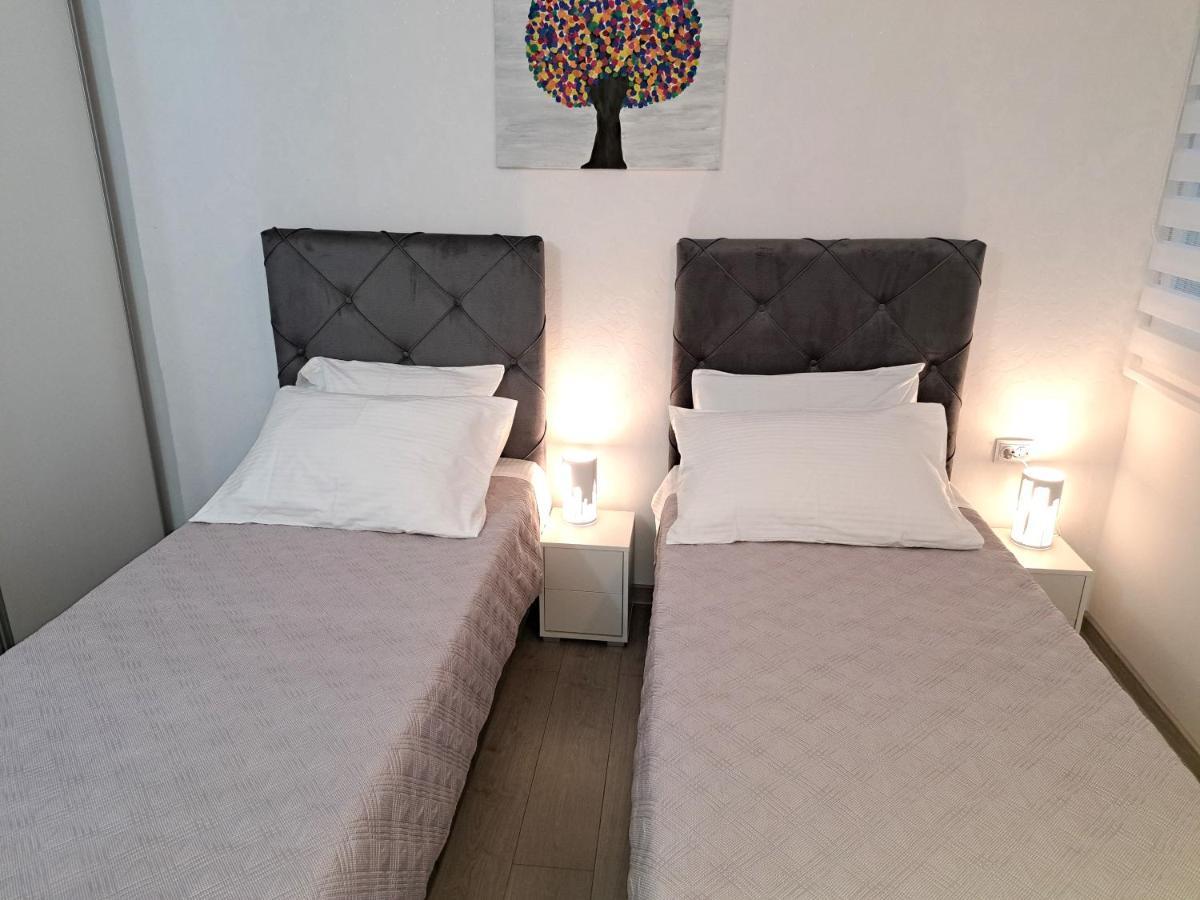 Luklena Apartment Split Bagian luar foto
