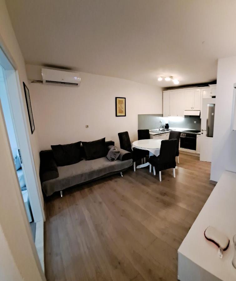 Luklena Apartment Split Bagian luar foto